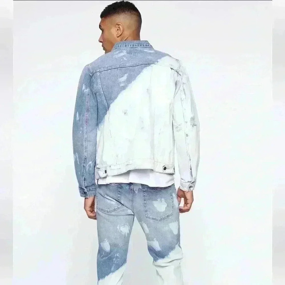 Fashion Nova Bleach Bod Denim Jacket - BleachBlueWash SIZE Medium - Picture 2 of 9